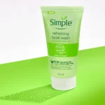 Simple Moisturising Facial Wash Kind To Skin - 150 ml - Image 5